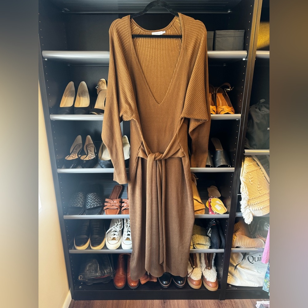 NEW! Good American Belted Rib Knit Midi Dress
